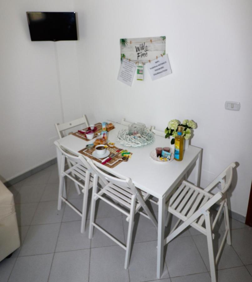 Casa Conny Apartment ปิอาโนดิซอร์เรนโต ภายนอก รูปภาพ
