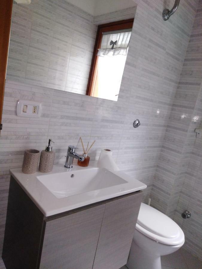 Casa Conny Apartment ปิอาโนดิซอร์เรนโต ภายนอก รูปภาพ